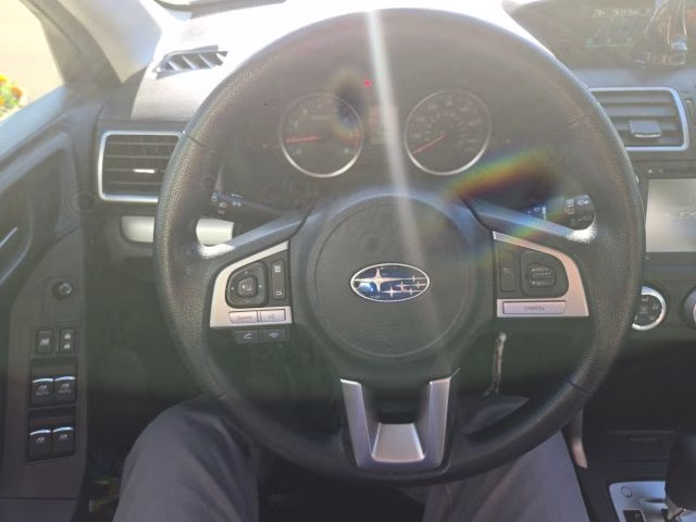 2018 Ice Silver Metallic Subaru Forester 2.5i AWD SUV