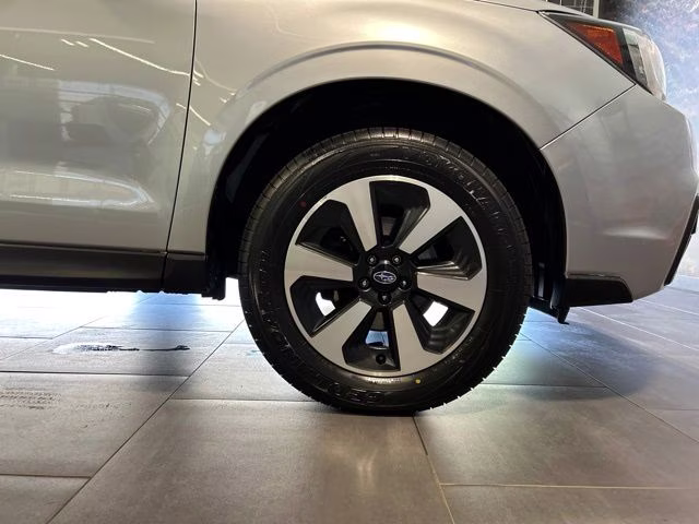2018 Ice Silver Metallic Subaru Forester 2.5i AWD SUV