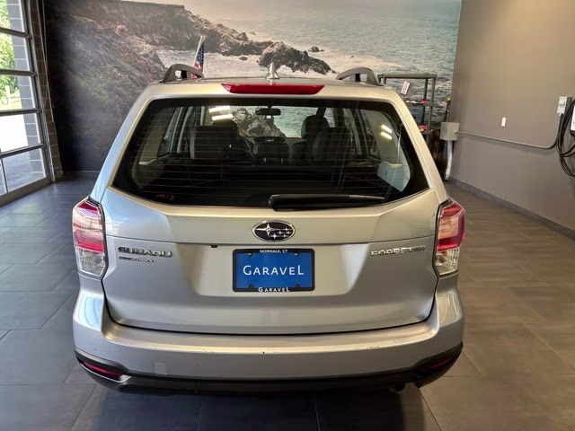2018 Ice Silver Metallic Subaru Forester 2.5i AWD SUV