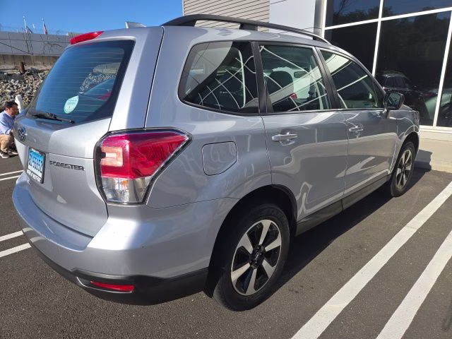 2018 Ice Silver Metallic Subaru Forester 2.5i AWD SUV
