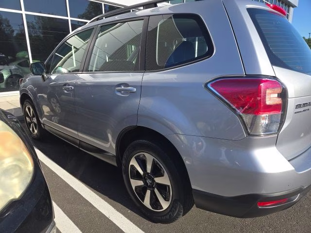 2018 Ice Silver Metallic Subaru Forester 2.5i AWD SUV