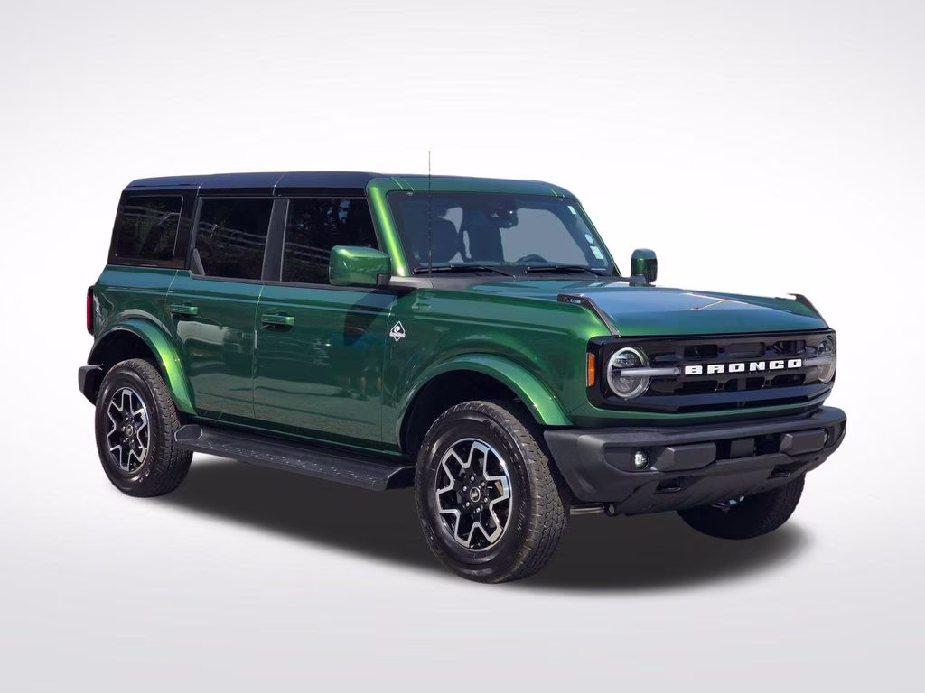 2025 Eruption Green Metallic Ford Bronco Outer Banks 4X4 SUV