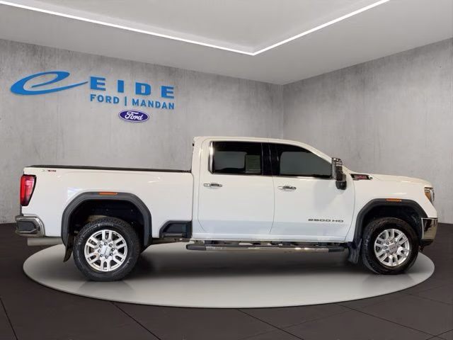 2020 White GMC Sierra 2500HD SLT 4X4 Truck