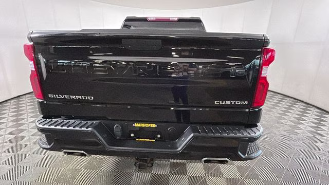 2021 Black Chevrolet Silverado 1500 Custom Trail Boss 4X4 Truck
