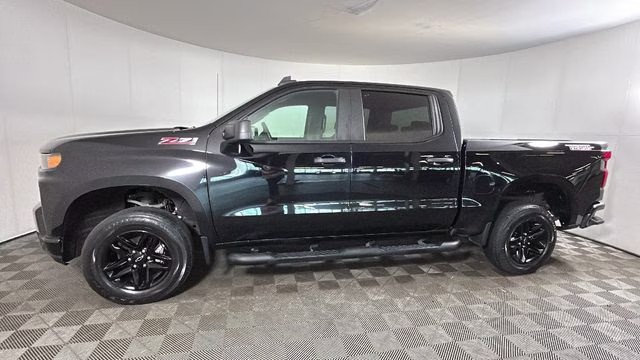 2021 Black Chevrolet Silverado 1500 Custom Trail Boss 4X4 Truck