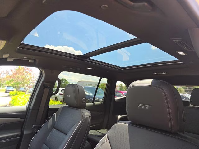2026 Summit White Buick Enclave Sport Touring FWD SUV