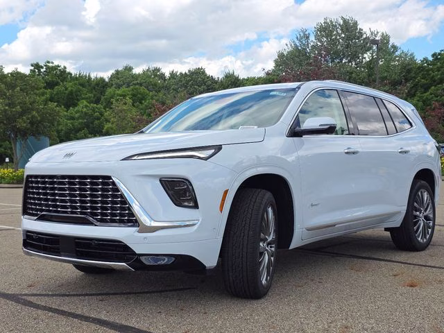 2026 Iridescent White Tricoat Buick Enclave Avenir FWD SUV