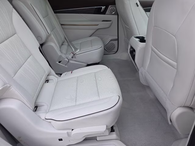 2026 Iridescent White Tricoat Buick Enclave Avenir FWD SUV