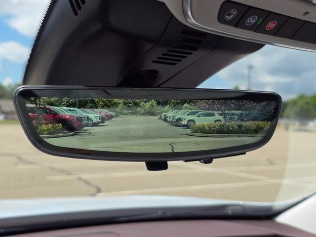 2026 Iridescent White Tricoat Buick Enclave Avenir FWD SUV