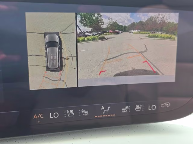 2026 Iridescent White Tricoat Buick Enclave Avenir FWD SUV