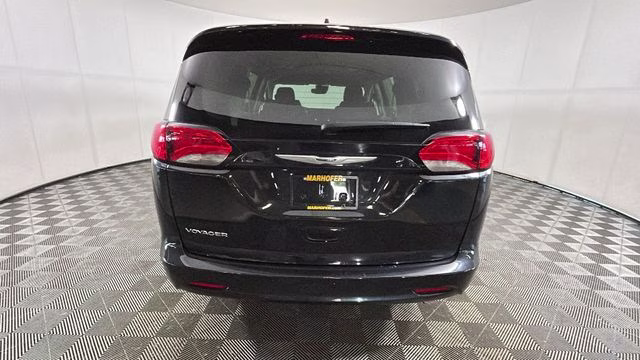 2023 Brilliant Black Crystal Pearlcoat Chrysler Voyager LX FWD Van