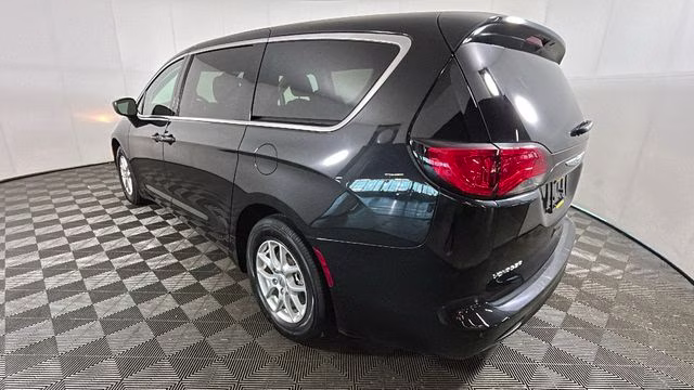 2023 Brilliant Black Crystal Pearlcoat Chrysler Voyager LX FWD Van