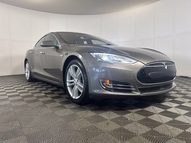 2015 Tesla Model S 85's photo