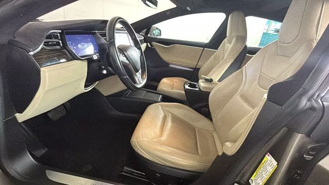 2015 Titanium Metallic Tesla Model S 70D RWD Hatchback