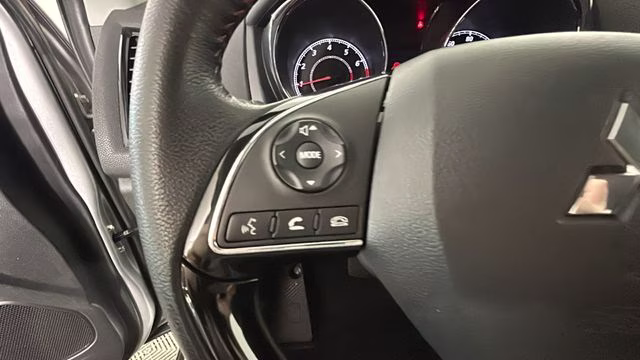 2023 Labrador Black Pearl Mitsubishi Outlander Sport 2.0 LE 4X4 SUV