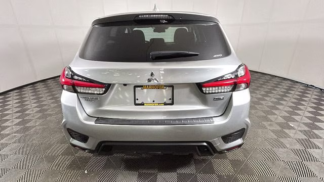 2023 Labrador Black Pearl Mitsubishi Outlander Sport 2.0 LE 4X4 SUV