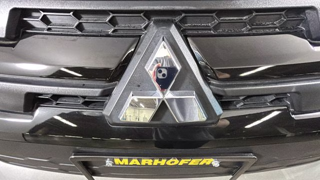 2023 Labrador Black Pearl Mitsubishi Outlander Sport 2.0 LE 4X4 SUV