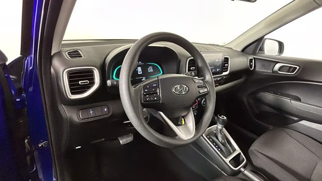 2025 Intense Blue Hyundai Venue SE FWD SUV