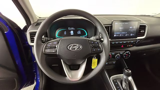 2025 Intense Blue Hyundai Venue SE FWD SUV