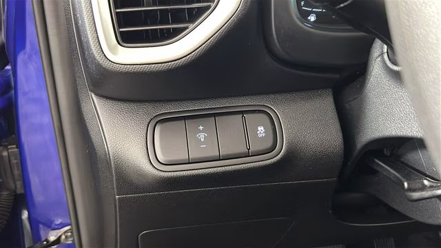 2025 Intense Blue Hyundai Venue SE FWD SUV