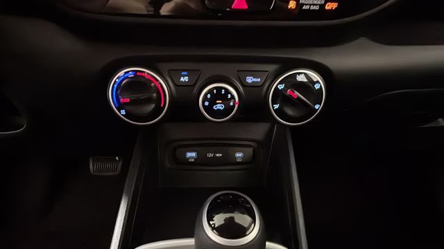 2025 Intense Blue Hyundai Venue SE FWD SUV