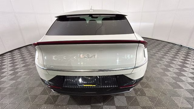 2022 Glacier Kia EV6 Wind AWD SUV
