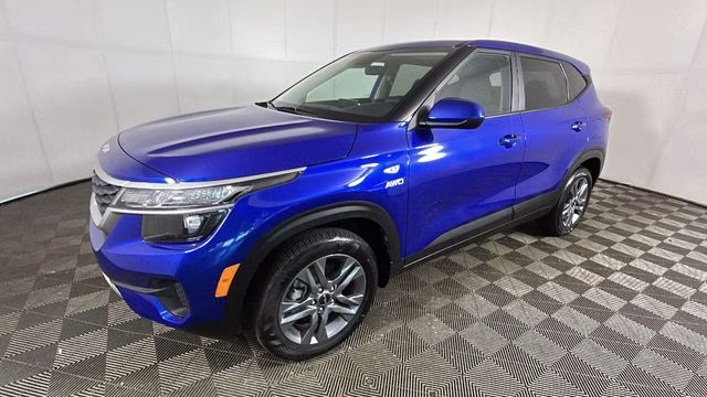 2023 Neptune Blue Kia Seltos LX AWD SUV