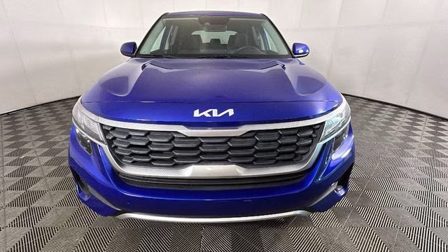 2023 Neptune Blue Kia Seltos LX AWD SUV