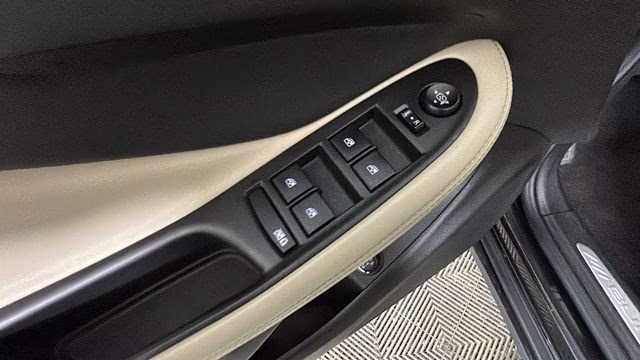 2018 Ebony Twilight Metallic Buick Envision Preferred AWD SUV