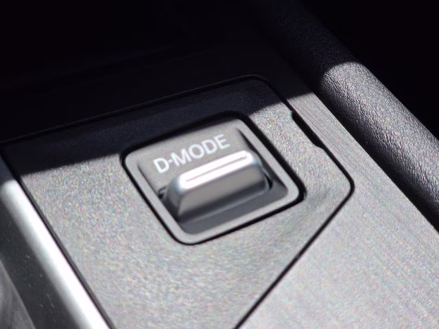 2026 Canyon Bronze Metallic Nissan Kicks SV AWD SUV