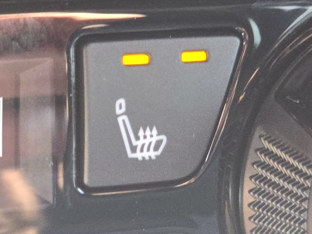 2026 Gun Metallic Nissan Kicks SV AWD SUV