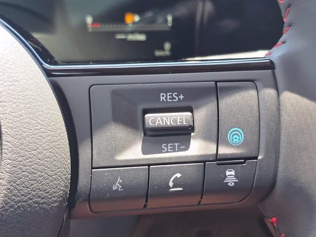 2026 Canyon Bronze Metallic Nissan Kicks SR AWD SUV