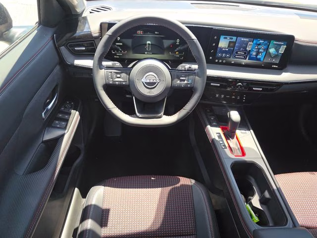 2026 Canyon Bronze Metallic Nissan Kicks SR AWD SUV