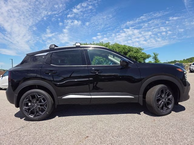 2026 Super Black Nissan Kicks SR AWD SUV