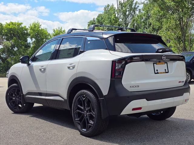2026 Aspen White/Super Black Nissan Kicks SR AWD SUV