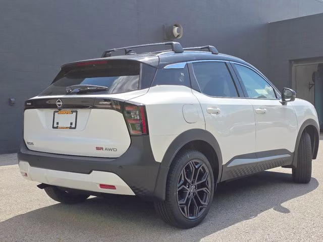 2026 Aspen White/Super Black Nissan Kicks SR AWD SUV