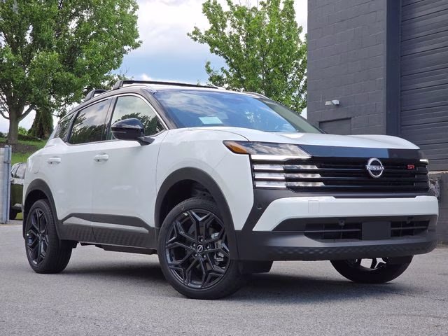 2026 Aspen White/Super Black Nissan Kicks SR AWD SUV