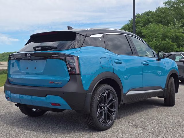 2026 Arctic Ice Blue/Black Nissan Kicks SR AWD SUV