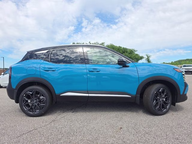 2026 Arctic Ice Blue/Black Nissan Kicks SR AWD SUV