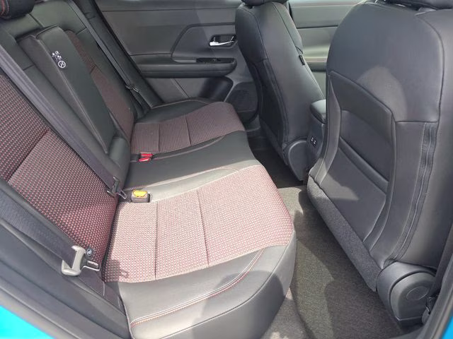 2026 Arctic Ice Blue/Black Nissan Kicks SR AWD SUV