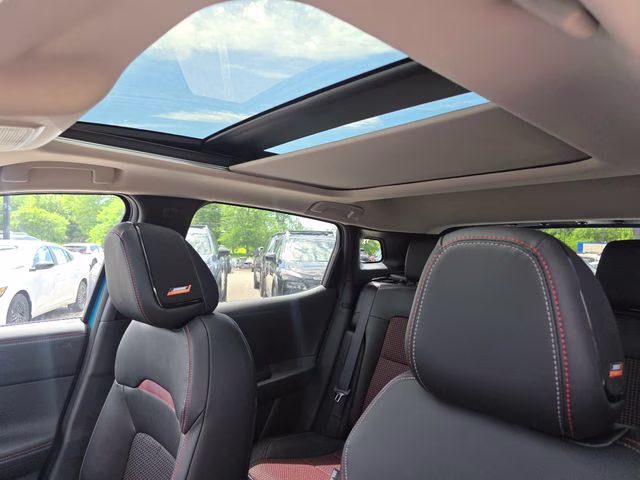 2026 Arctic Ice Blue/Black Nissan Kicks SR AWD SUV