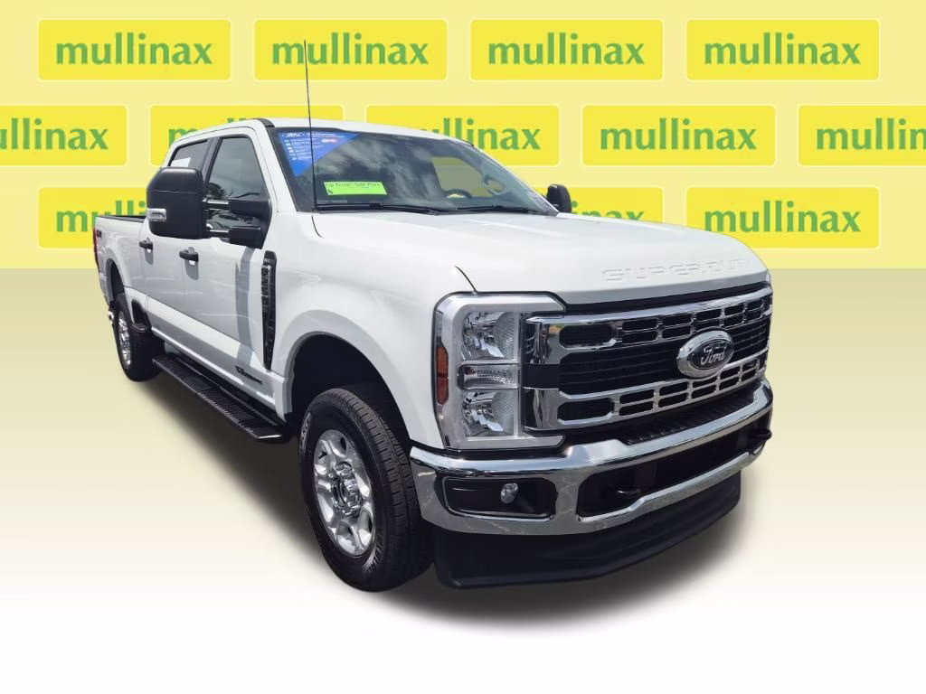 2025 Oxford White Ford Super Duty F-250 SRW XLT 4X4 Truck
