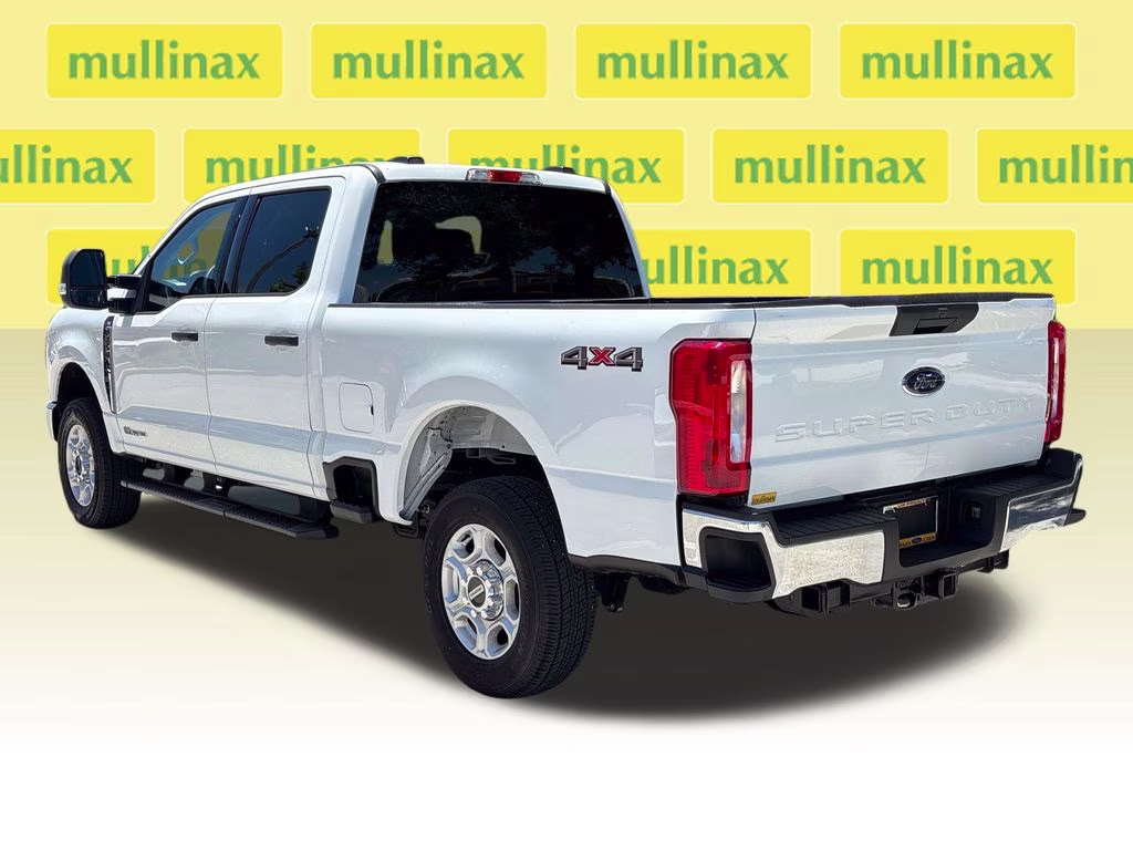 2025 Oxford White Ford Super Duty F-250 SRW XLT 4X4 Truck