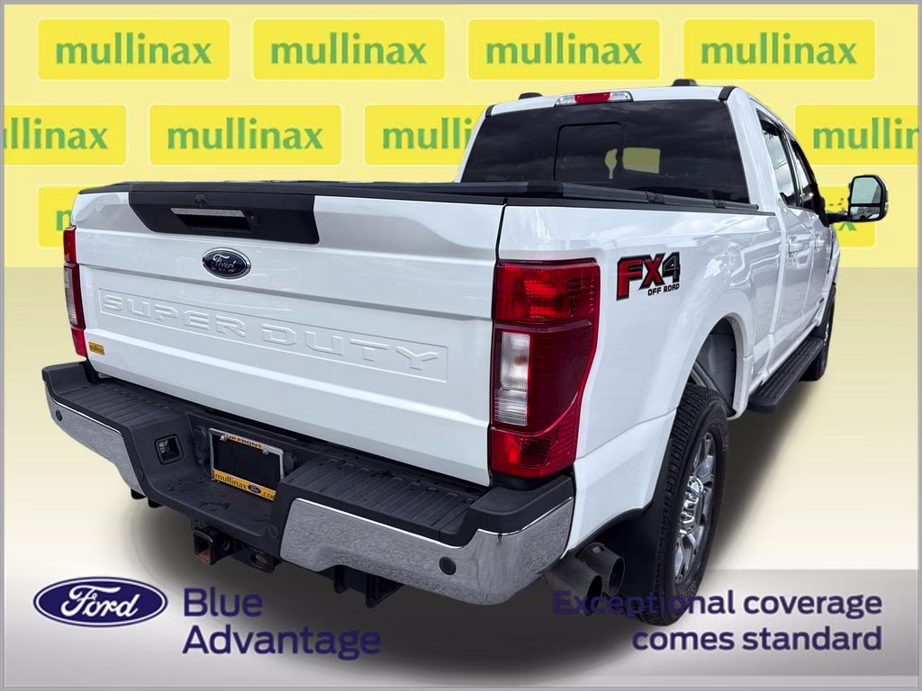 2022 Star White Metallic Tri-Coat Ford Super Duty F-250 SRW Lariat 4X4 Truck