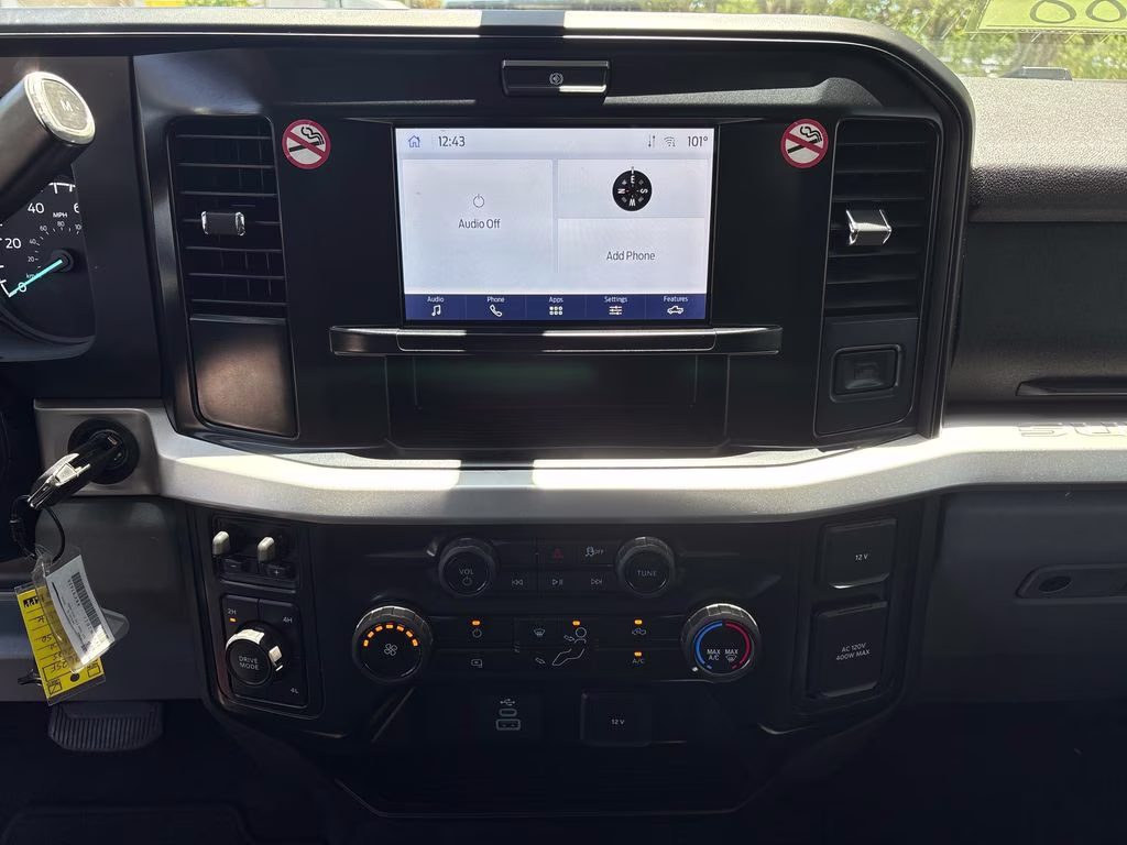 2025 Oxford White Ford Super Duty F-250 SRW XLT 4X4 Truck