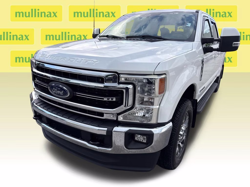2022 Star White Metallic Tri-Coat Ford Super Duty F-250 SRW Lariat 4X4 Truck