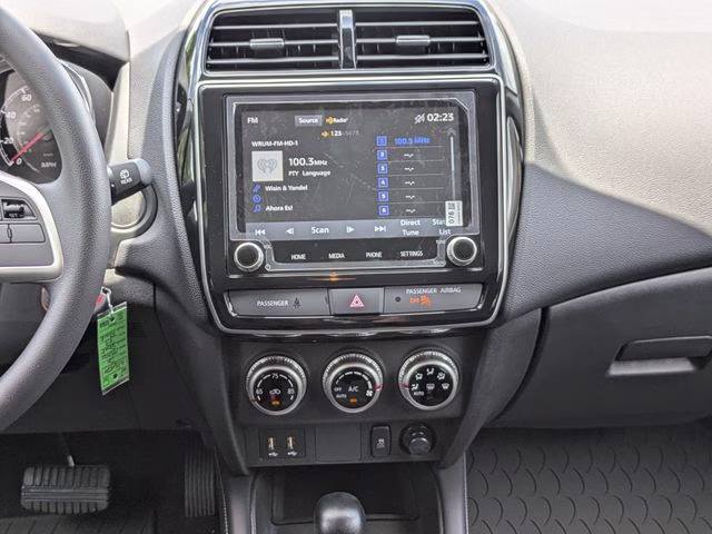 2026 Labrador Black Pearl Mitsubishi Outlander Sport 2.0 ES 4X4 SUV