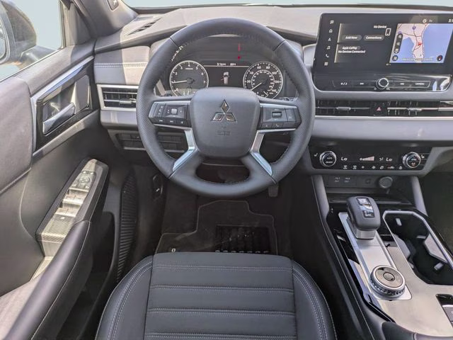 2026 Graphite Gray Mitsubishi Outlander LE FWD SUV