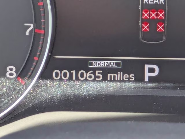 2026 Graphite Gray Mitsubishi Outlander LE FWD SUV
