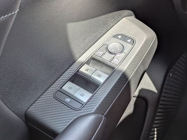 2026 Black Diamond Mitsubishi Outlander LE FWD SUV